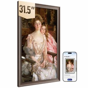 SwitchBot AI Art Frame 2 mit 31,5 Zoll im Holzrahmen, daneben die SwitchBot-App